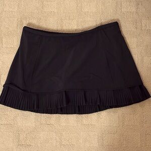 Lululemon Athletica Black Mini Skirt with Pleats